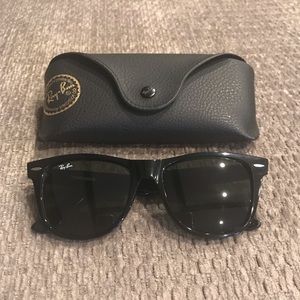 Ray Ban Wayfarer sunglasses